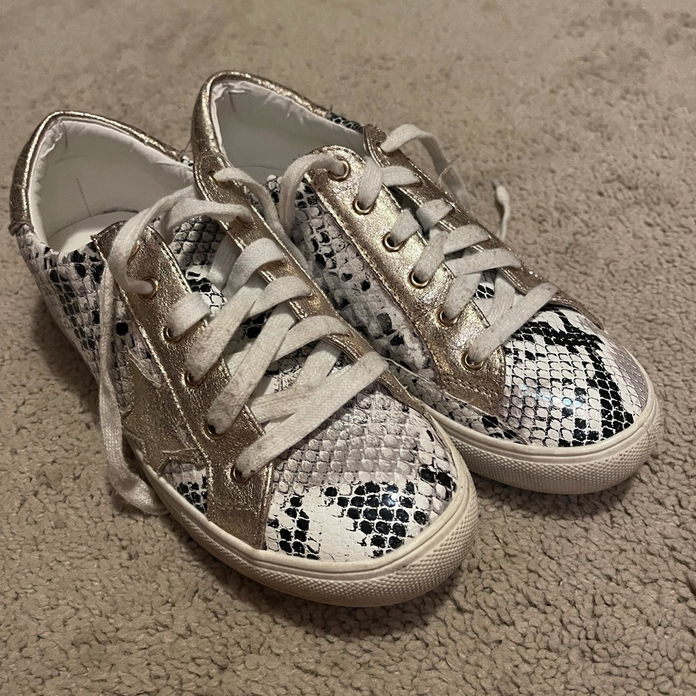 Amazon fashion sneakers